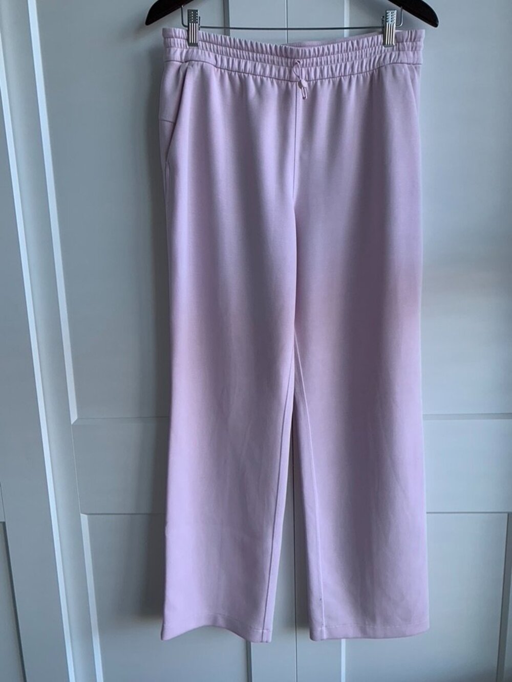 Lululemon Softstream High Rise Wide Leg Pant size 10 in Pink